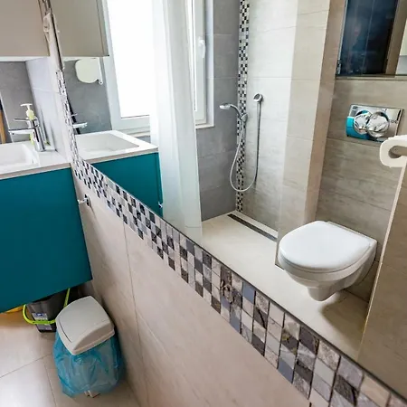 Apartament Redlowski *